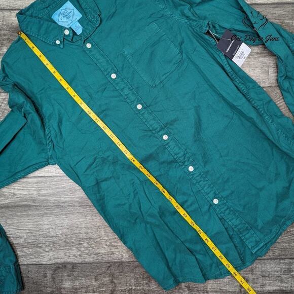 St. John's Bay Oxfored Comfort Flex Button Down Shirt Size M - Picture 4 of 5